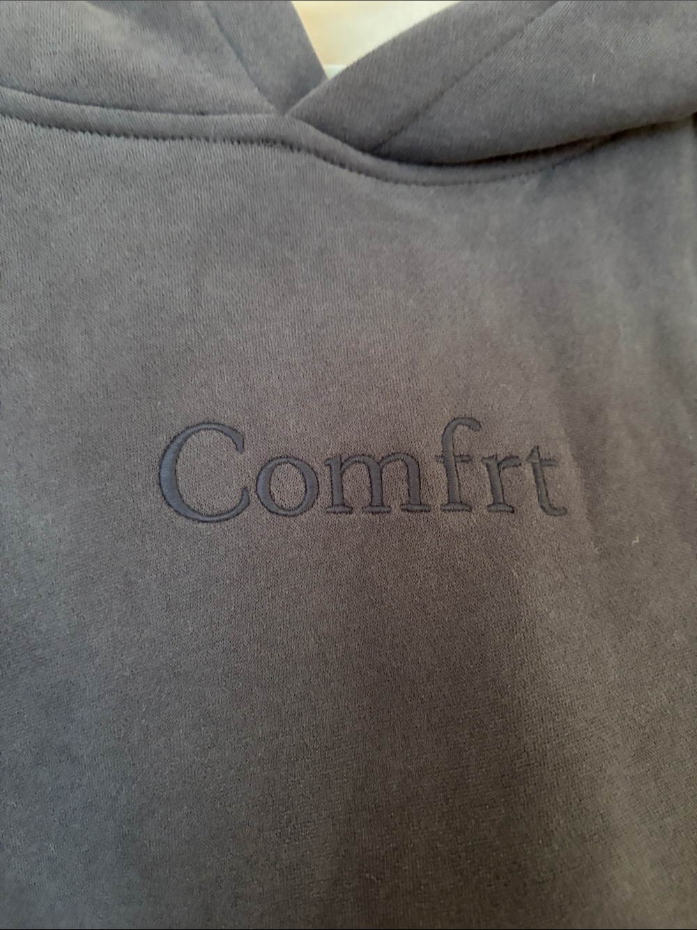 Comfrt gray minimalist hoodie sweatshirt - Picture 3 of 7